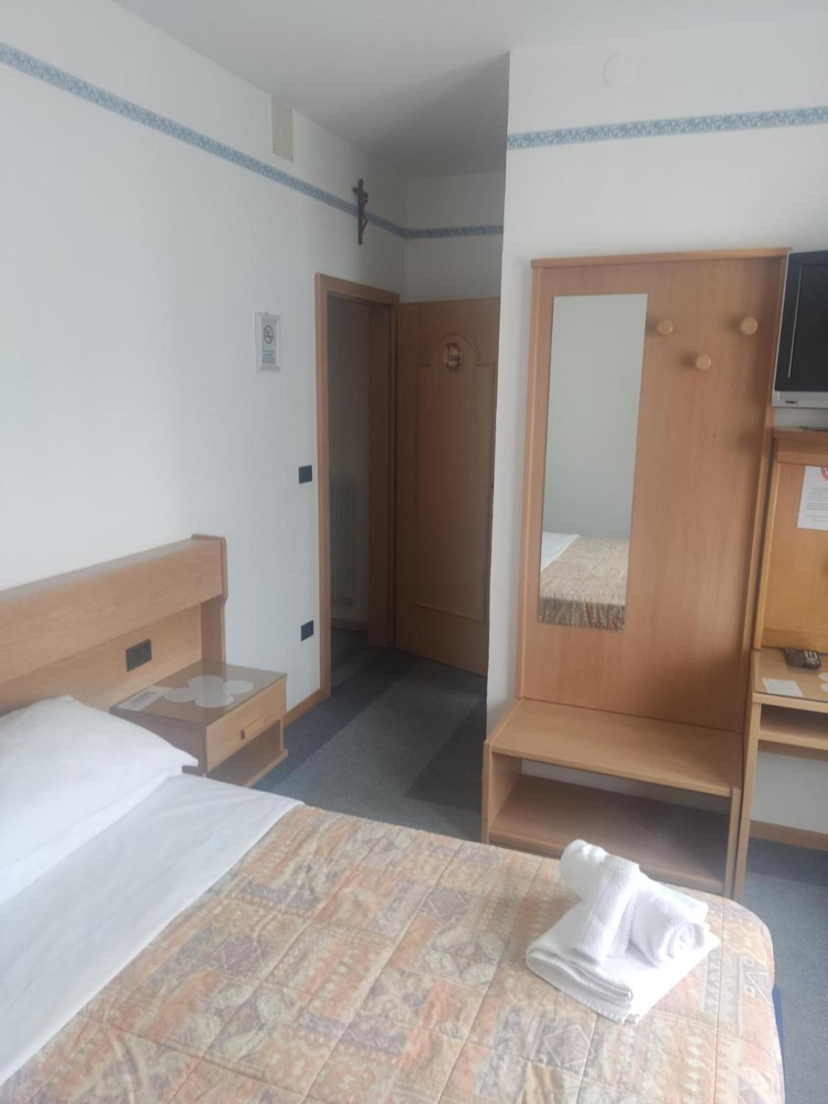 Albergo Aurora Canzolino Eksteriør bilde
